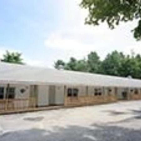 Maple Leaf Motel Schroon Lake Exterior foto